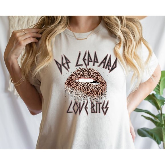 Vintage Sunflowers Women's Graphic T-Shirt - Soft Short Sleeve Tee With Flowy Fit